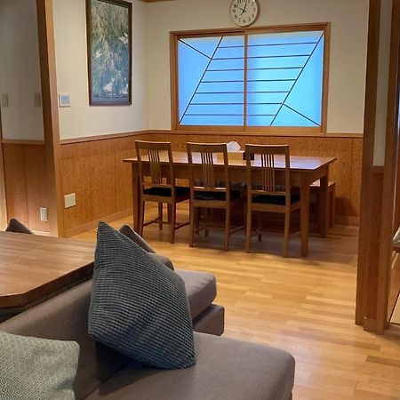 Shirokuma Lodge Hakuba Kültér fotó